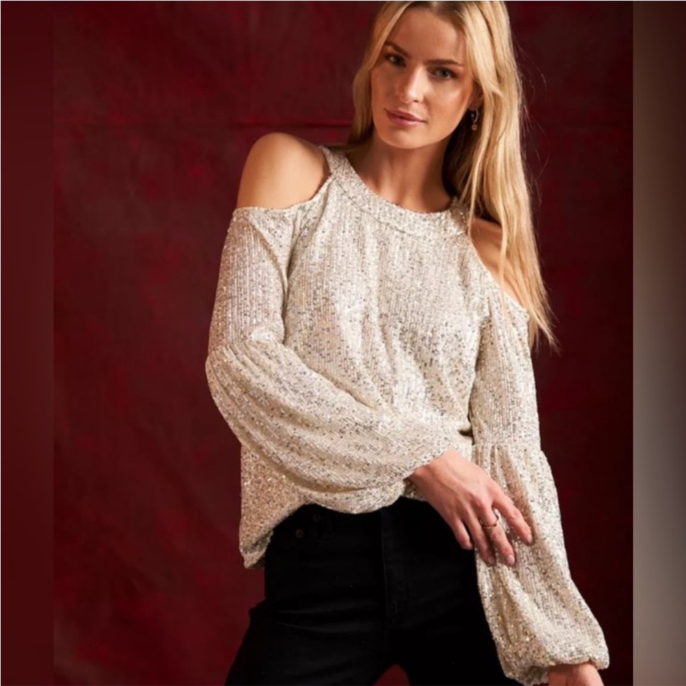 CeCe, Sequin One Shoulder Top